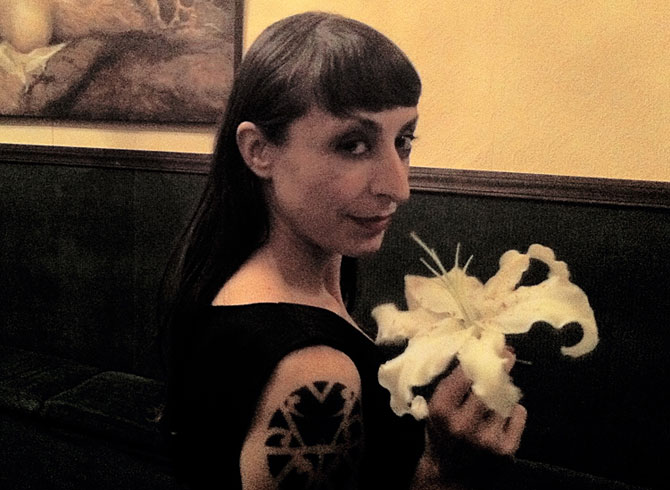 "El camino es la educación y la cultura"